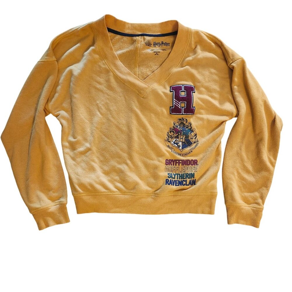Medium Harry Potter Wizarding World Yellow Sweatshirt Crest Hogwarts House VNeck